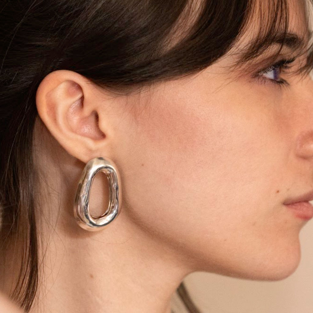 ARETES GOTA HUECA GRANDES