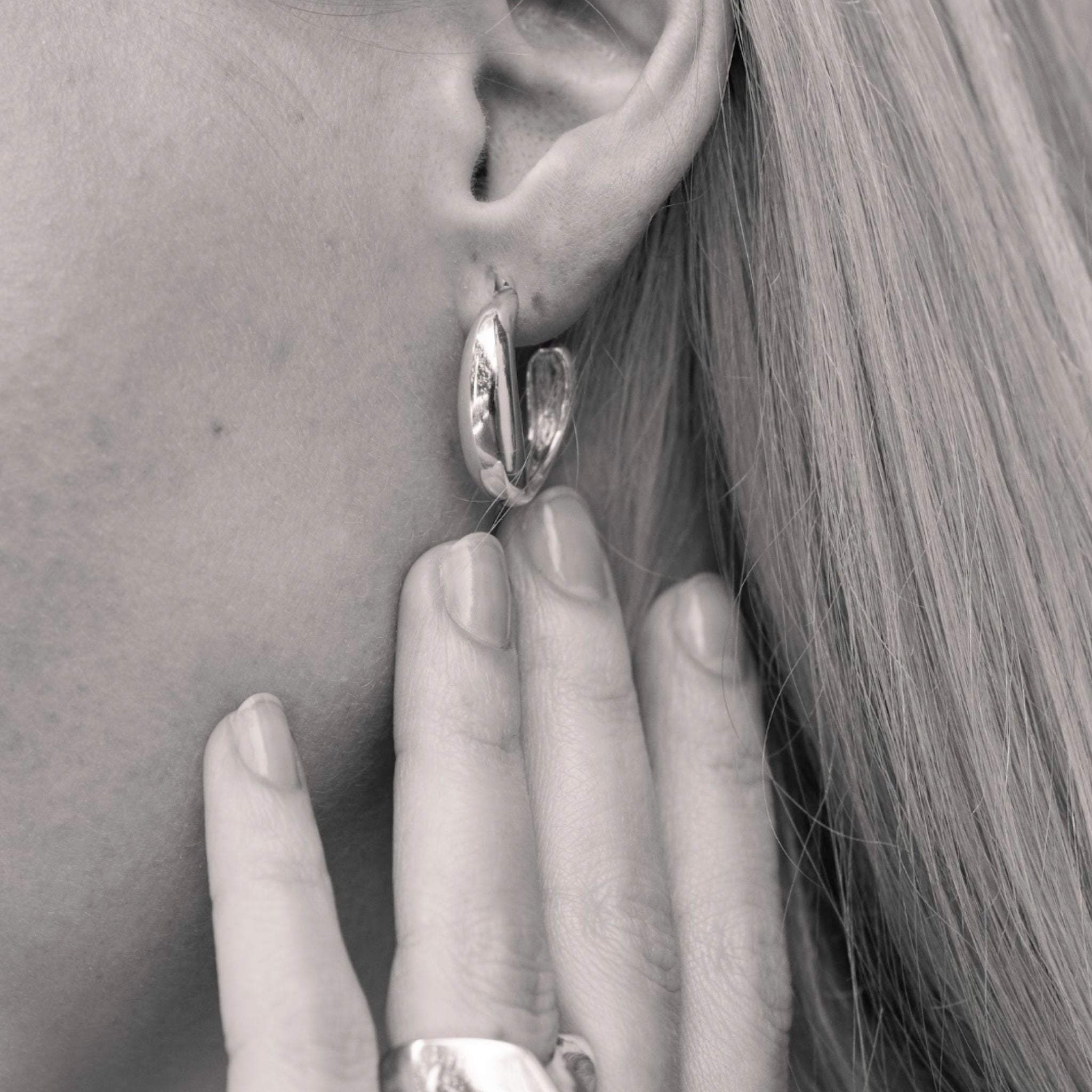 ARRACADAS LISAS CHICAS