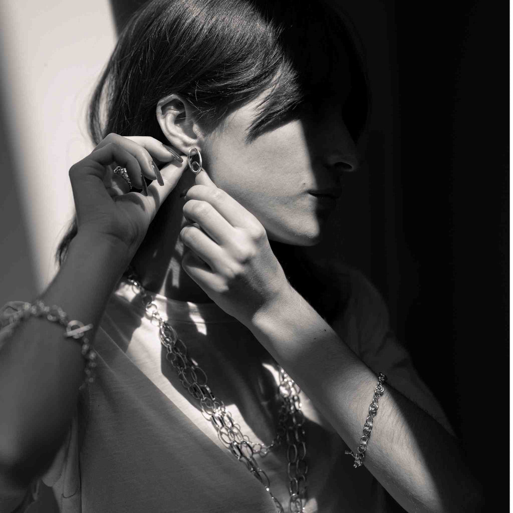 ARETES CÍRCULO CHUECO