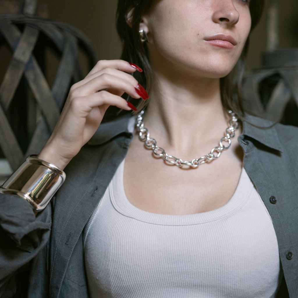 CUFF ANCHO ASIMÉTRICO