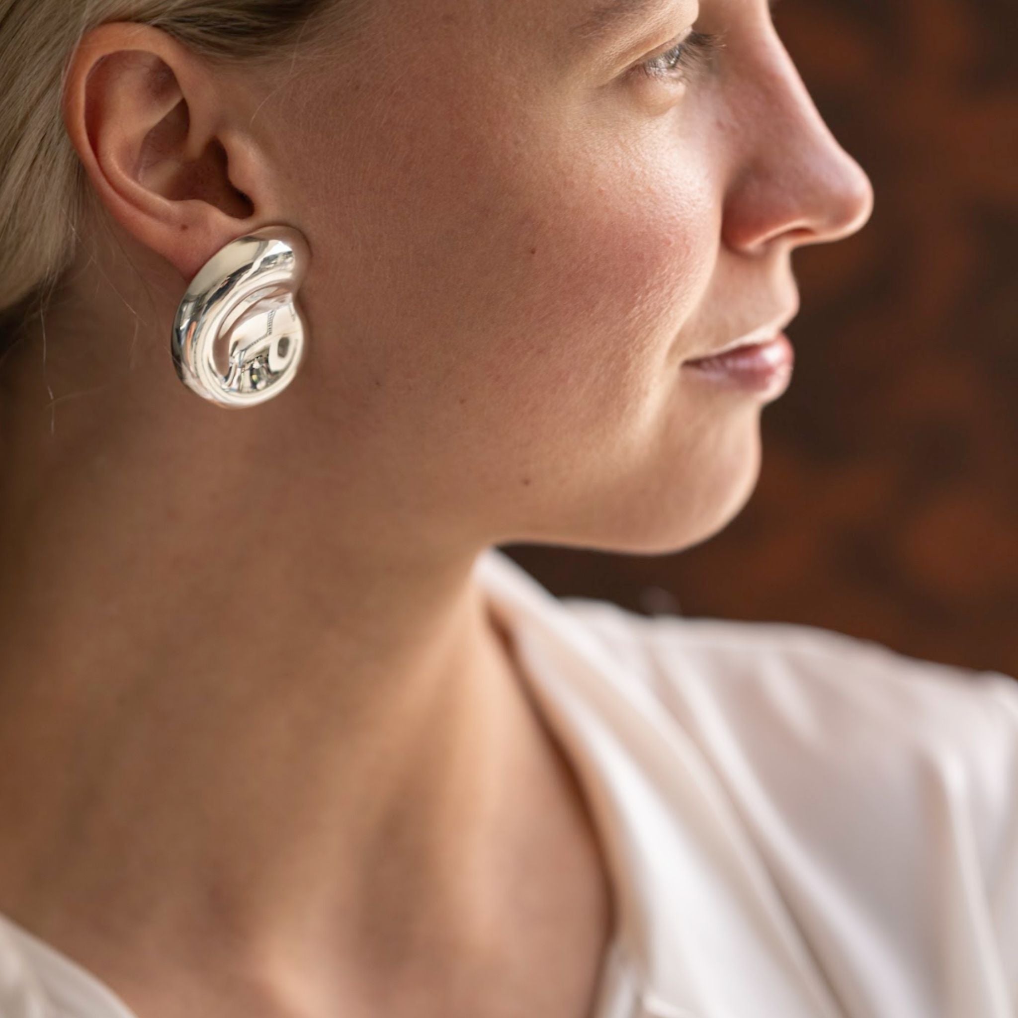 ARETES GOTA PLANA GRANDE